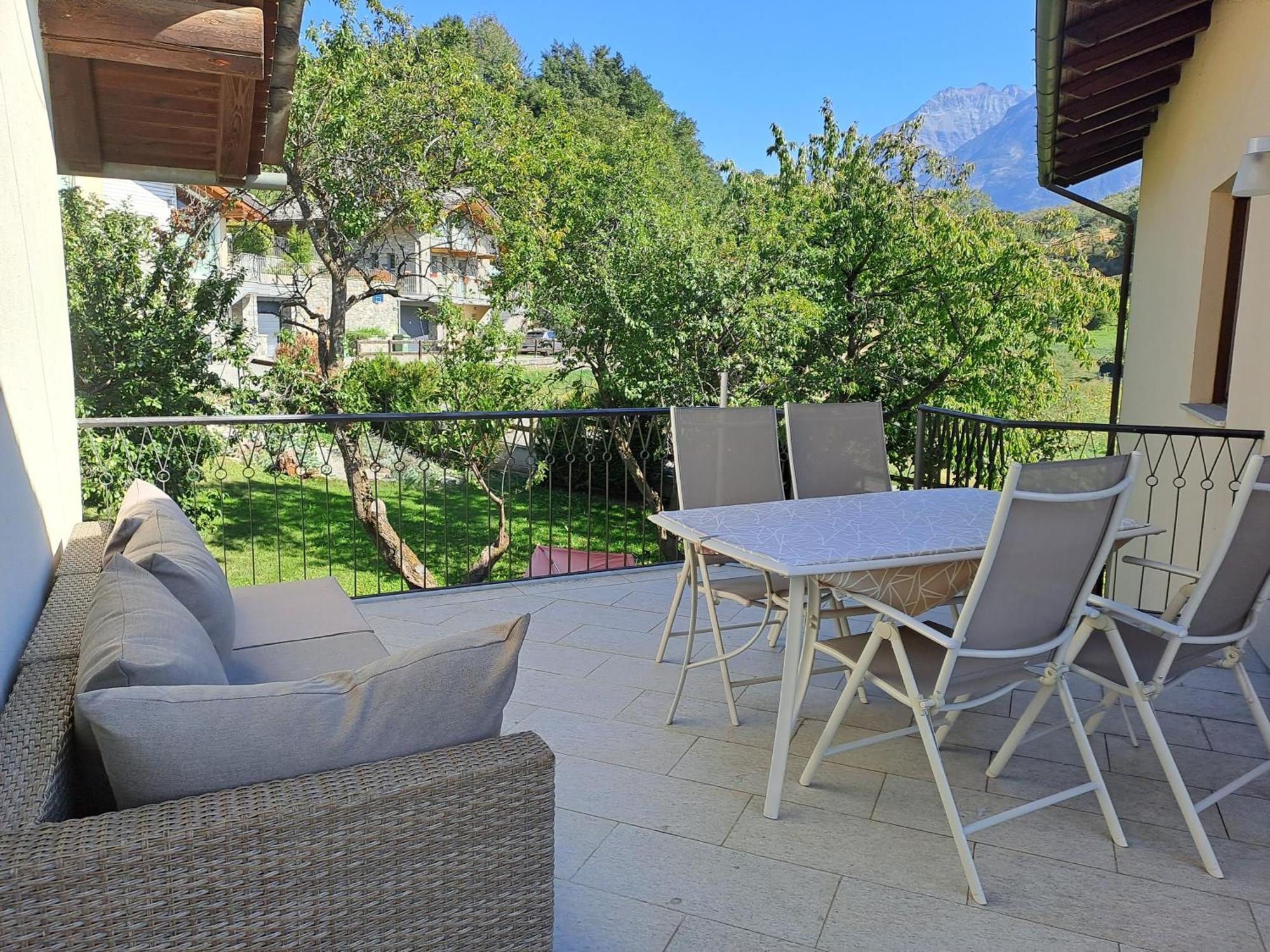 Aosta Stunning Panoramic Views From Modern Two Bedroom Apartment Buitenkant foto
